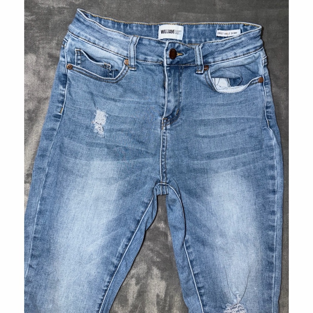 🩵 William Rast Distressed Skinny Jeans - Picture 2 of 6